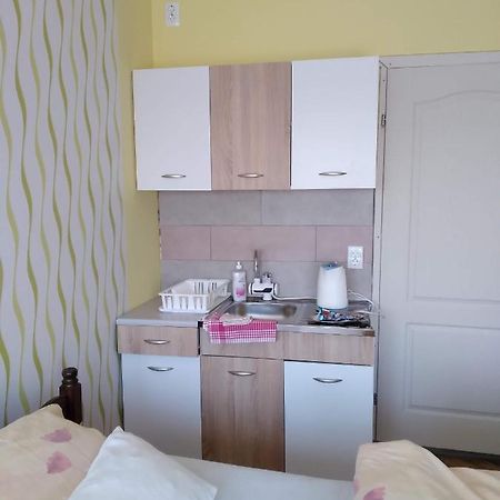 2 Haloszobas Apartman Kanjiža Exterior foto